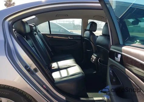 2013 Hyundai Genesis 3.8 from USA, damaged, VIN KMHGC4DD5DU222327